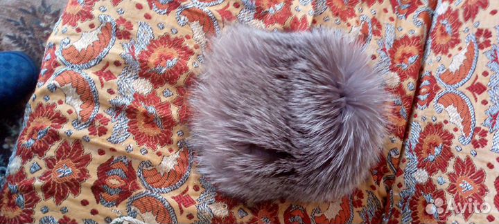 Шапка, дубленка, пуховики