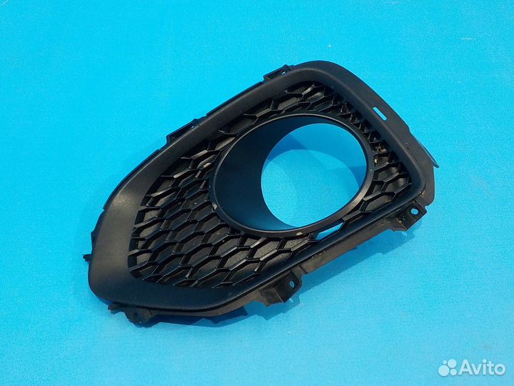 Накладка противотуманной фары левая KIA Sorento 2