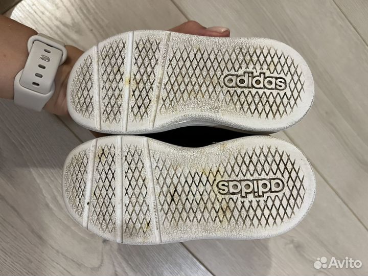 Кроссовки кеды детские Adidas 24