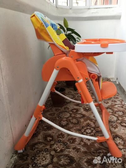 Стульчик для кормления
