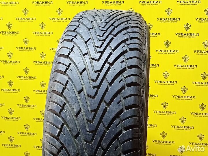 Goodyear Wrangler F1 235/65 R17 104V
