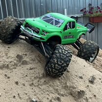 Traxxas e revo 1 8