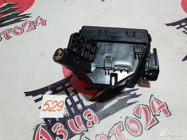 Блок реле и предохранителей Toyota Vitz NSP130 1NR