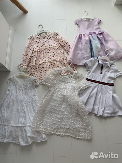 Огромный комплект нарядной одежды