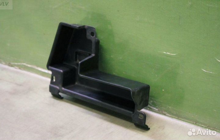 Контейнер в багажник левый Bmw X6 E71