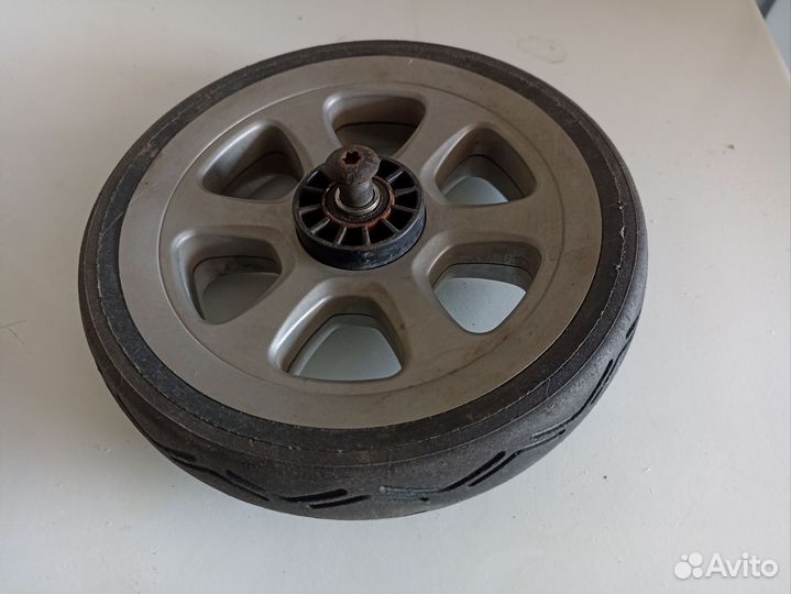 Колесо переднее Joolz Day 2