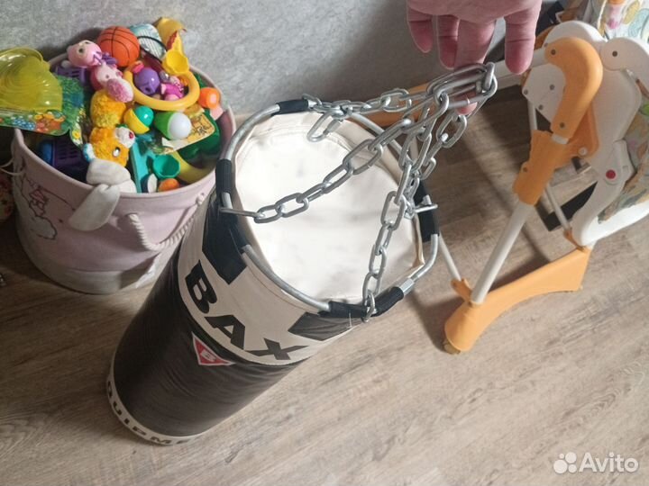 Боксерская груша подвесная