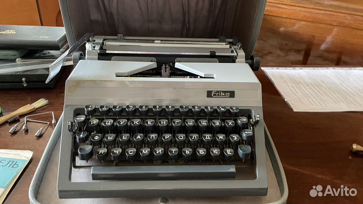 Печатная машинка Erika