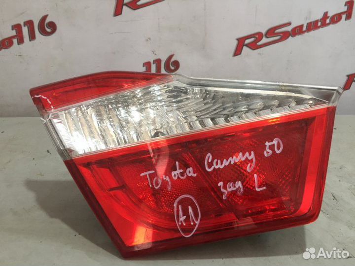 Фонарь внутренний задний левый Toyota Camry XV50