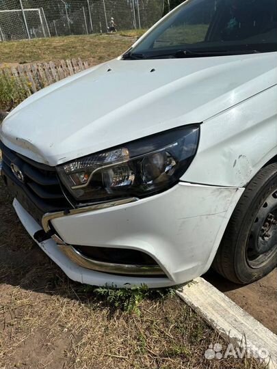 LADA Vesta 1.6 МТ, 2019, битый, 523 430 км