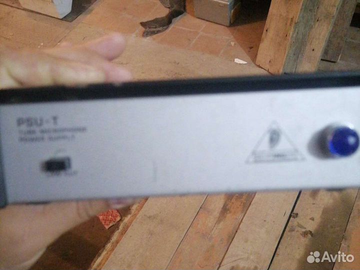 Студийный микрофон