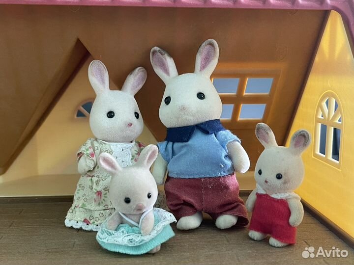 Sylvanian Families дом с мебелью и семьями