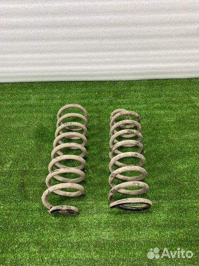 Пружина подвески задняя Renault Logan седан 1.6