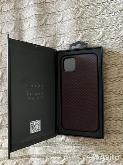 Чехол на iPhone 11 pro max pitaka