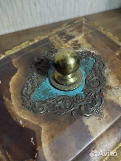 Шкатулка, ларец жестяная. Западная Германия