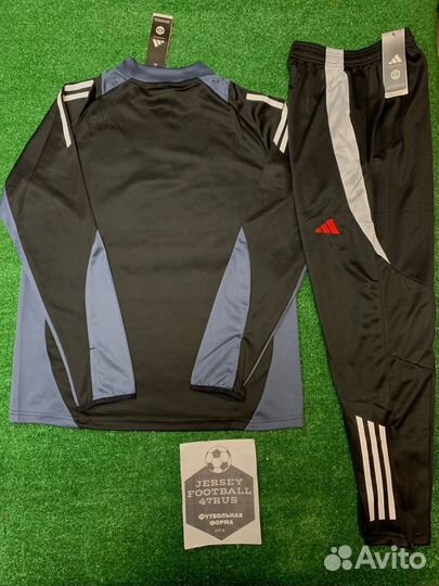 Костюм Манчестер Юнайтед