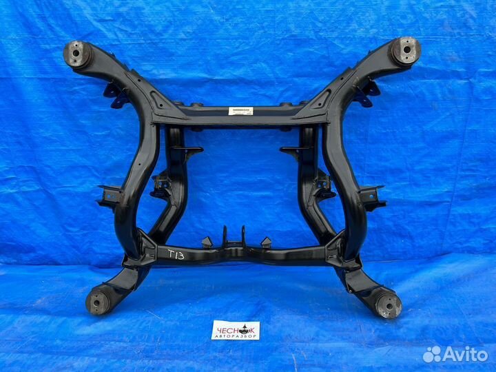 Подрамник задний Touareg Audi Q7 Cayenne