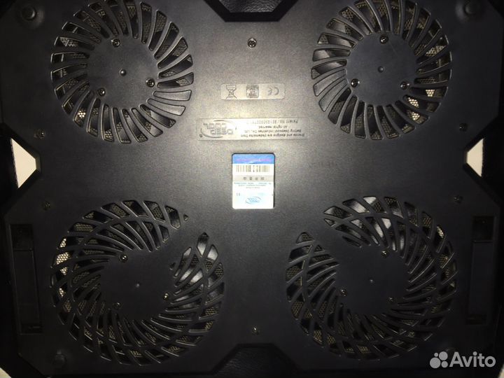 Подставка с охлаждением для ноутбука