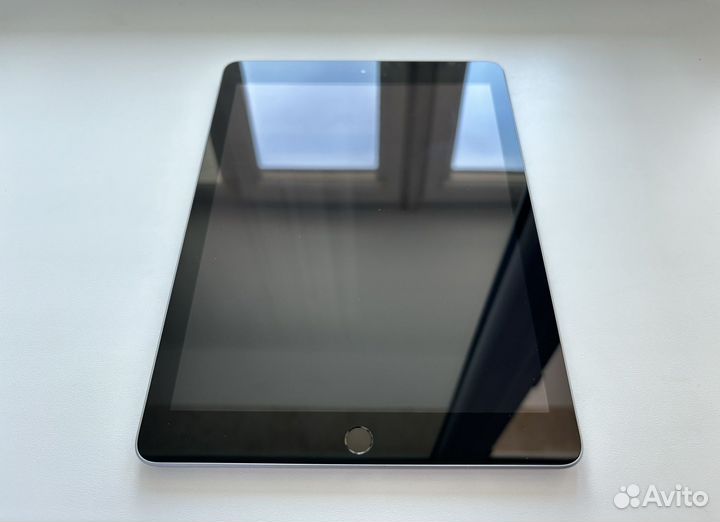 Apple iPad 9.7 2018 32Gb Space Gray