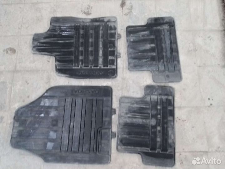 Автомобильные коврики резиновые