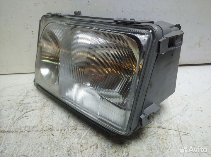 Фара Mercedes Benz W124 E320 1985-1993