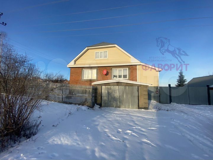 Дом 225 м² на участке 16,4 сот.