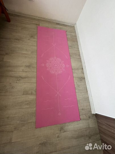 Коврик для йоги и фитнеса