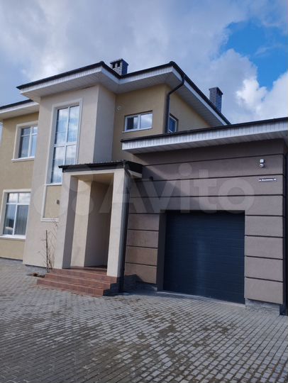 Дом 240 м² на участке 8 сот.