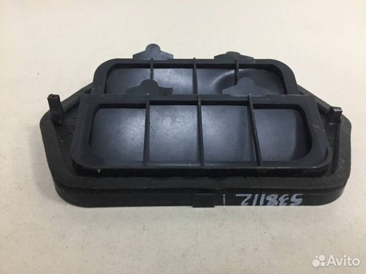 Решетка вентиляционная Mazda Mazda 3 BK 2002-2009