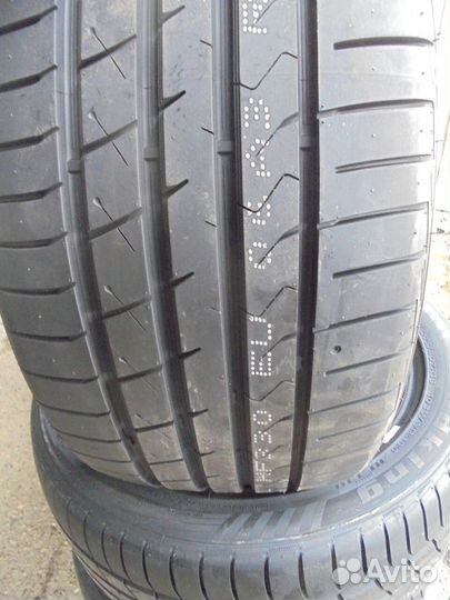 Habilead HF330 245/45 R18 и 275/40 R18 100W