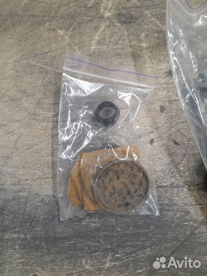 Мясорубка новая ручная