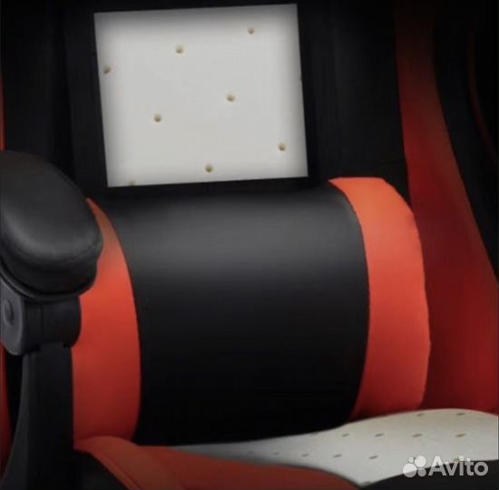 Игровое компьютерное кресло