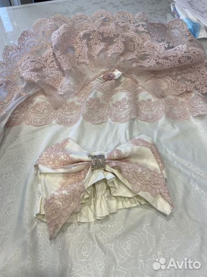 Уголок и бант на выписку