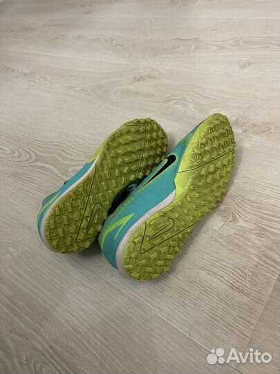 Футбольные шиповки EUR 41; см 26; US 8, UK 7