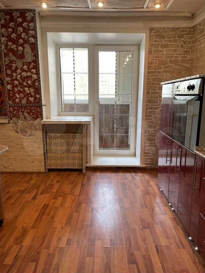 3-к. квартира, 87 м², 2/9 эт.