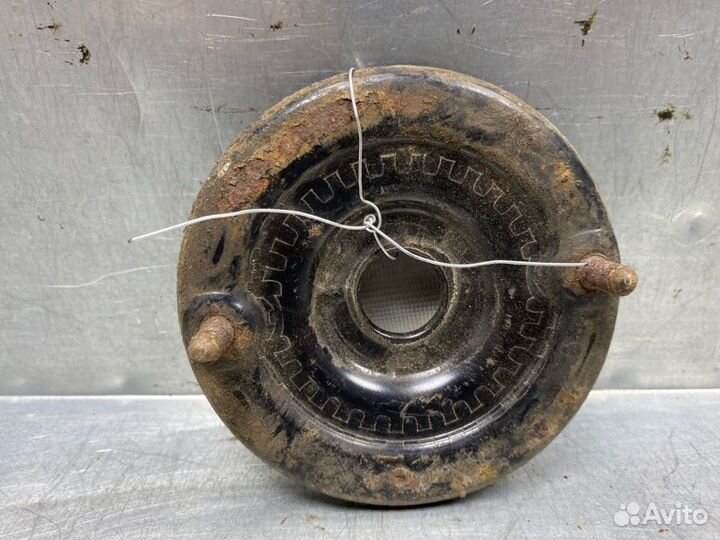 Опора переднего амортизатора Volkswagen Passat