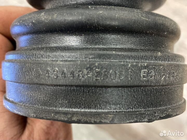 Пыльник шруса внутреннего Toyota 43448-28051