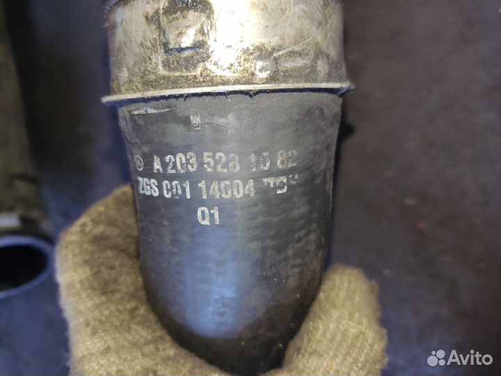 Патрубок интеркуллера Мерседес W203