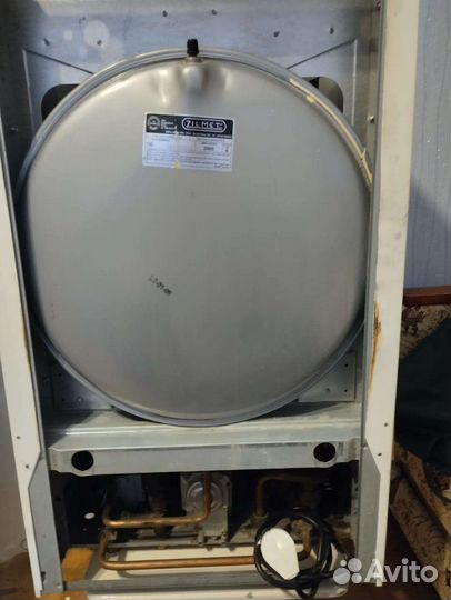 Газовая колонка \ котел ariston