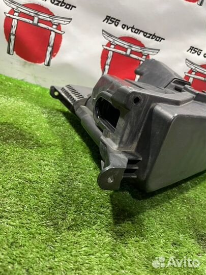 Корпус блока управления двигателем Lexus Is250