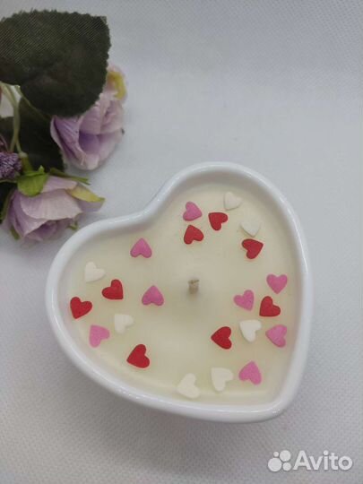 Свеча с соевым воском в форме сердца