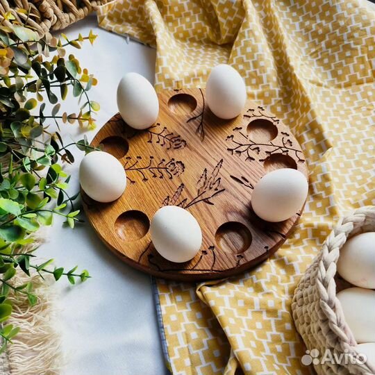 Тарелка для пасхальных яиц