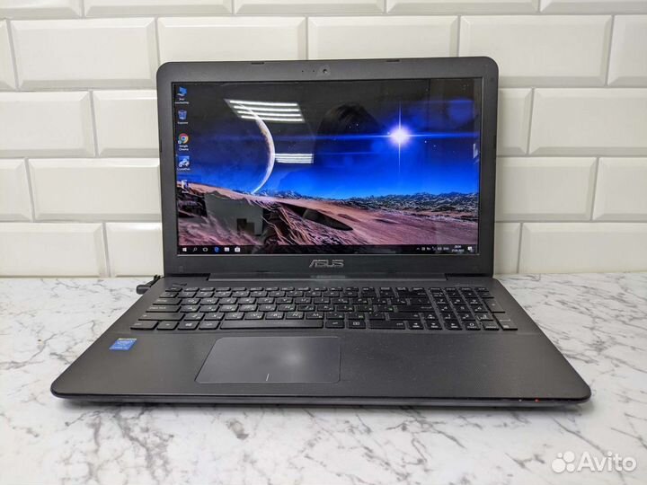 Ноутбук Asus X555 core i5-5200/ GT 920M/ RAM 8gb