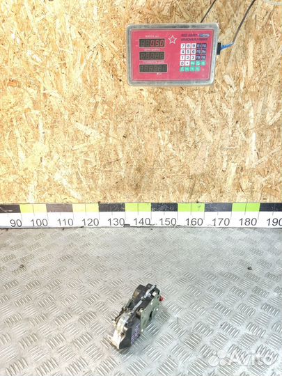 Замок двери задней правой Peugeot 406 1995-1999