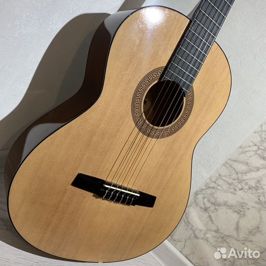 Гитара hohner HC-06