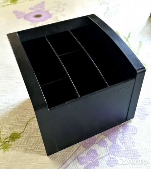 Подставки для канцелярии