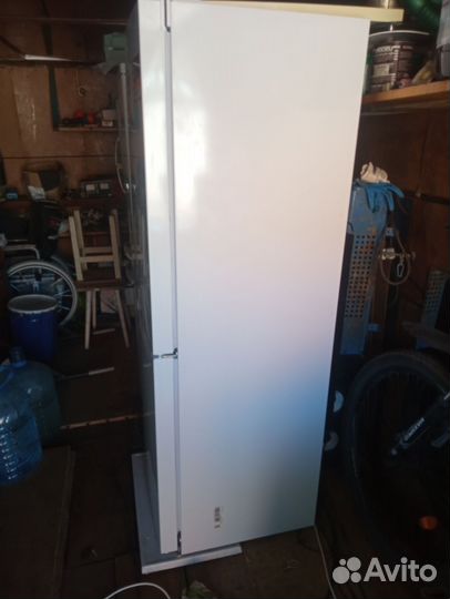 Холодильник indesit