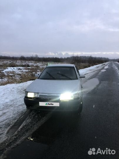 ВАЗ 2112 1.5 МТ, 2003, 212 000 км