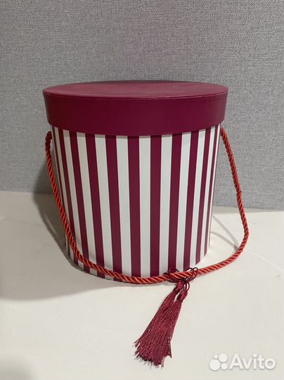 Коробка подарочная круглая