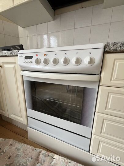 Плита электрическая Kaiser стеклокерамика